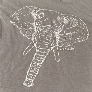 University of Alabama Crimson Tide elephant “roll tide” t-shirt by 30A (XL) EUC